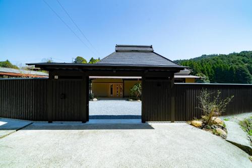 Ukiha House | 小塩の灯り 石垣の別荘