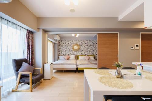 Dotonbori Apartment | 青葉邸 SORA 803 Near Dotonbori 3LDK Premium Tower Residence