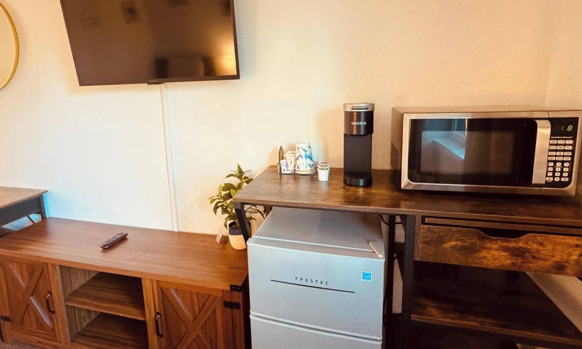 Brownsville Hotel | 13 - Cozy and room for the kids