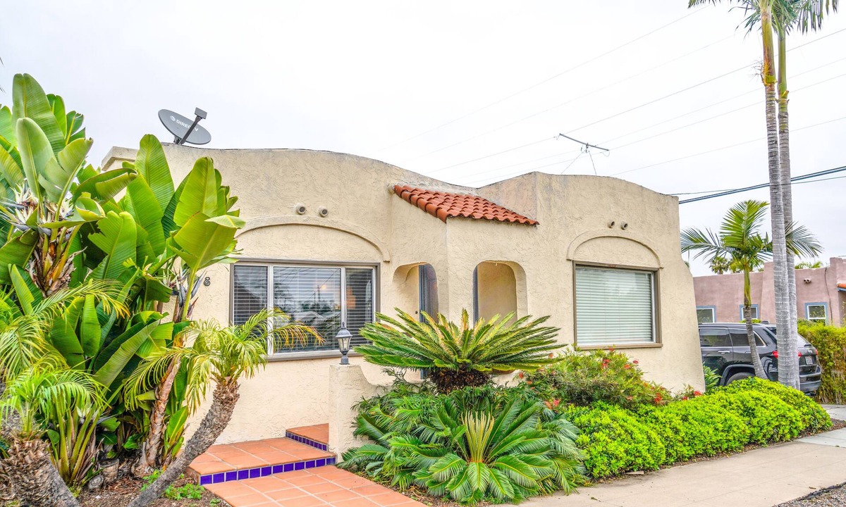 Altadena House | 1920s QUIET North Park Casita - Near EVERYTHING!