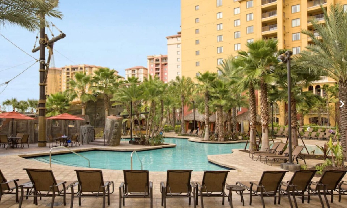 Lake Buena Vista Resort | 1BR-Dlx Inside Disney Gates-5 Pools, 2 Lazy Rivers, SPLASH pad, Mini Golf & More