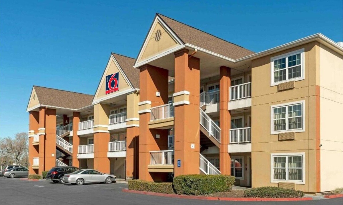 Sacramento Apartment | 2 Beds |Mobil Tub |Nsmk| Kitchen|Studio 6 Sacramento