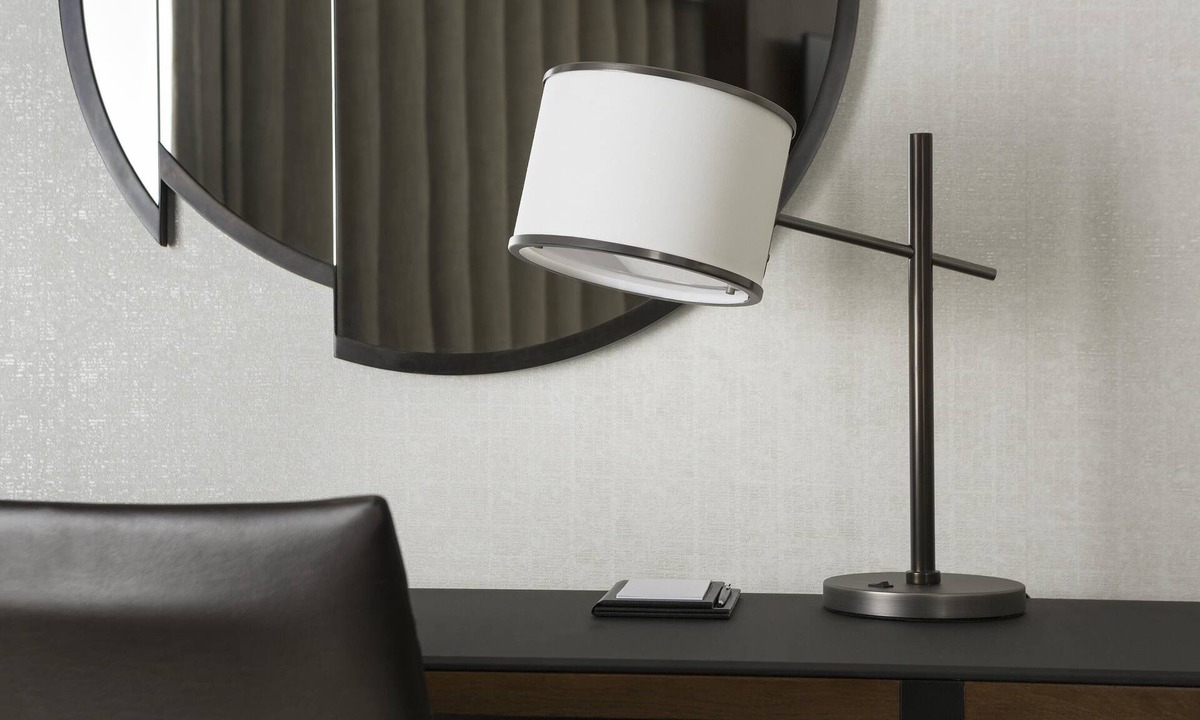 Financial District Hotel | 2 Connecting Suites at a 4⭐️ Hotel