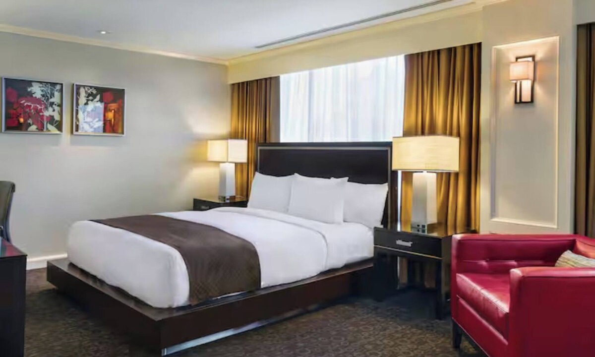 Little Tokyo Hotel | 2-Room Suite Close to Little Tokyo Restaurants & DTLA Museums