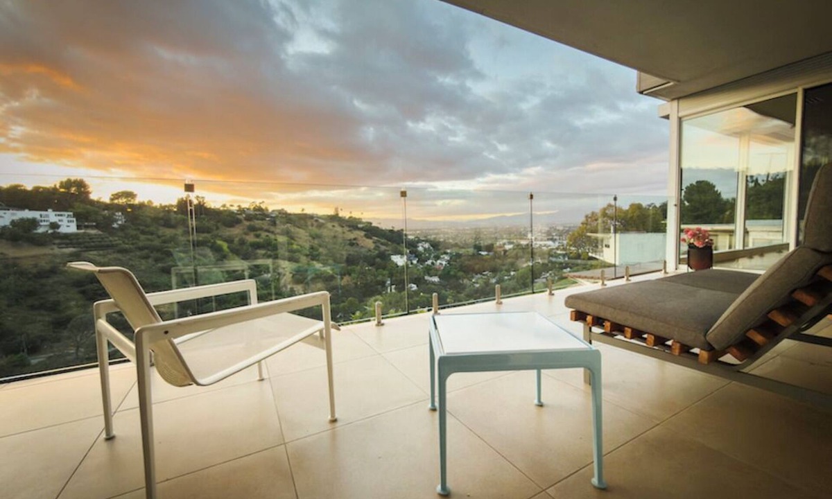 Sherman Oaks House | 2BD/2BA in the Hills with Views Neutra Gem