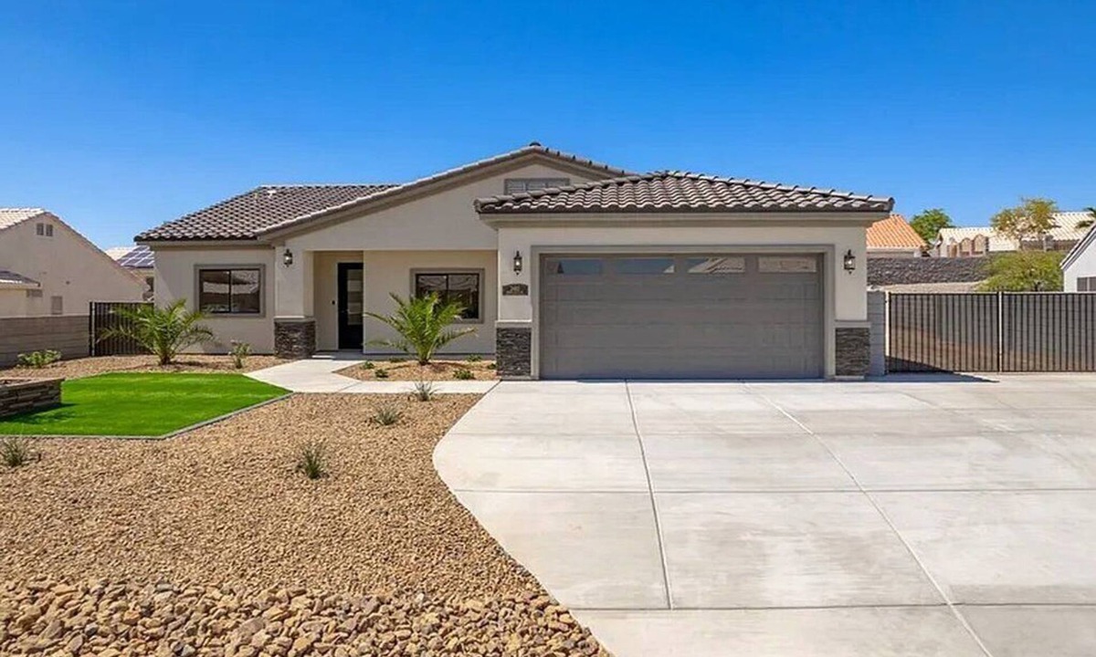 Sunridge Estates House | 3-bedroom 2 bath desert retreat 5 min to river and casinos