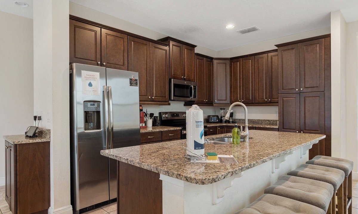 West Kissimmee Cottage | 331-8-pc-perfectly Furnished With Games and Movie