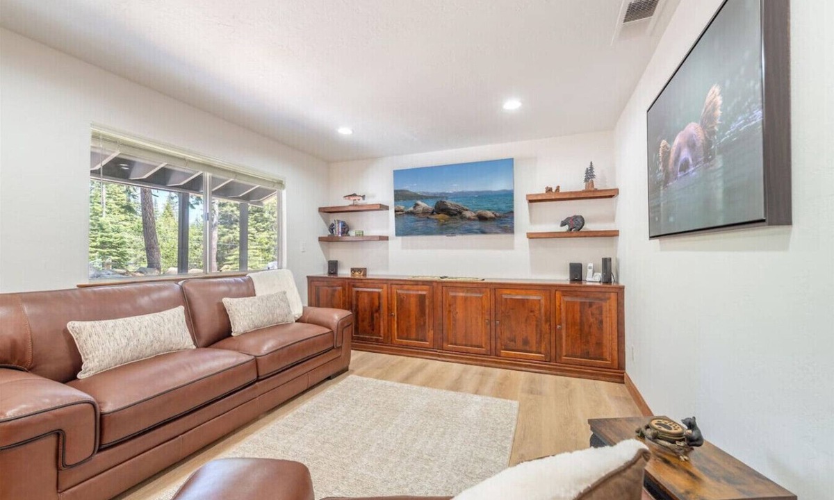 McKinney Estates Cabin | 3BR/3BA McKinney Creek Cabin! EV Charger!