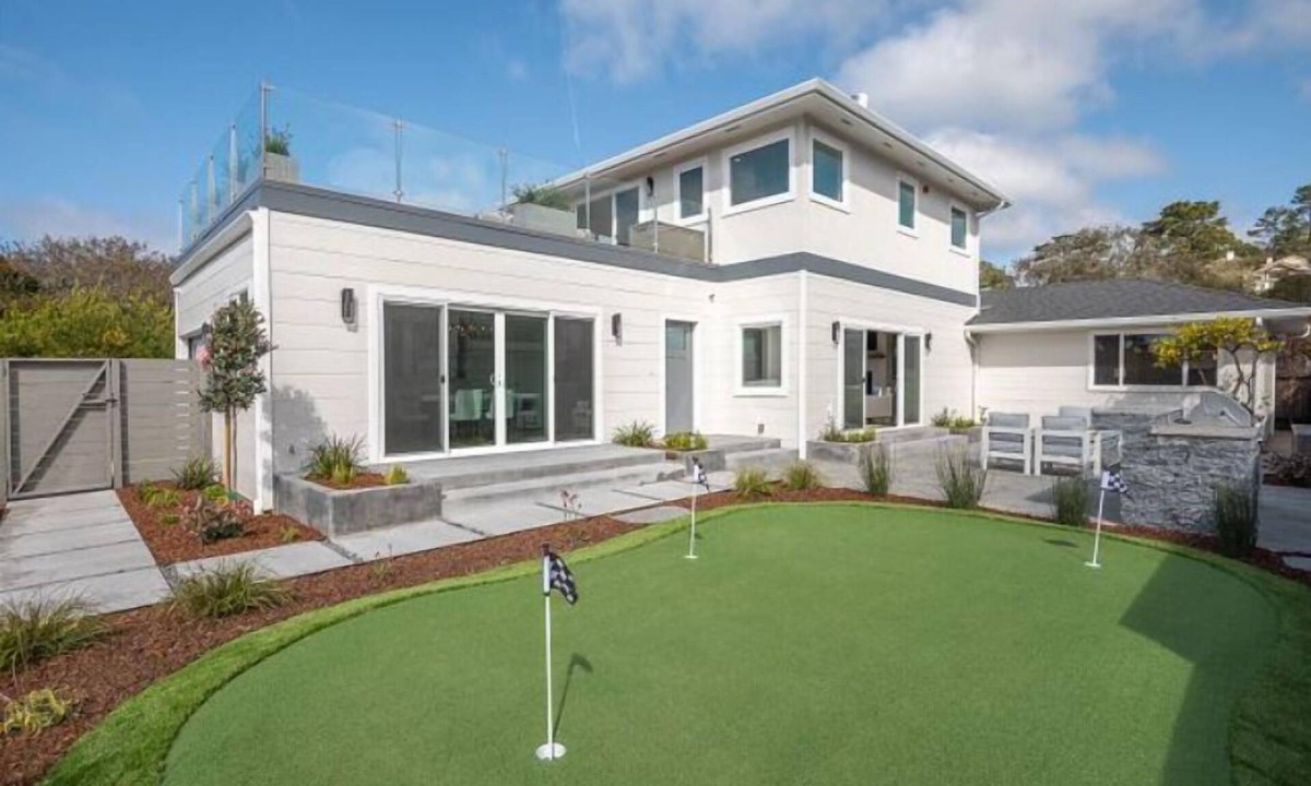 Carmel Point House | 4012 Here Comes Sunshine - Near Mission Ranch
