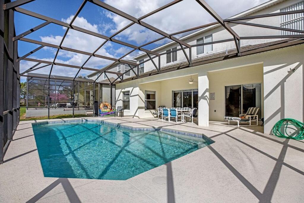 Highgate Park Villa | #447-Beautiful, spacious villa with sunny private pool, overlooking conservation land