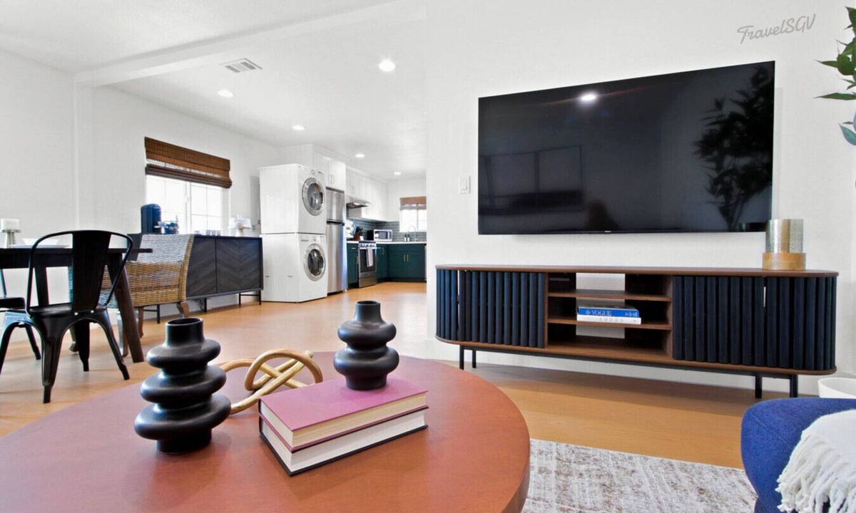 Alhambra House | 4BR Casa Chillambra + EV Charger #TravelSGV