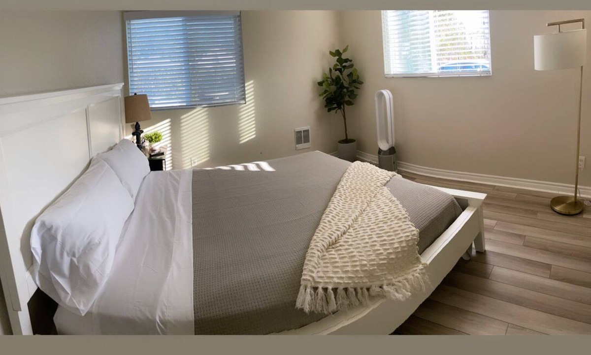 Oak Park Condo | 5 minutes from Downtown SD