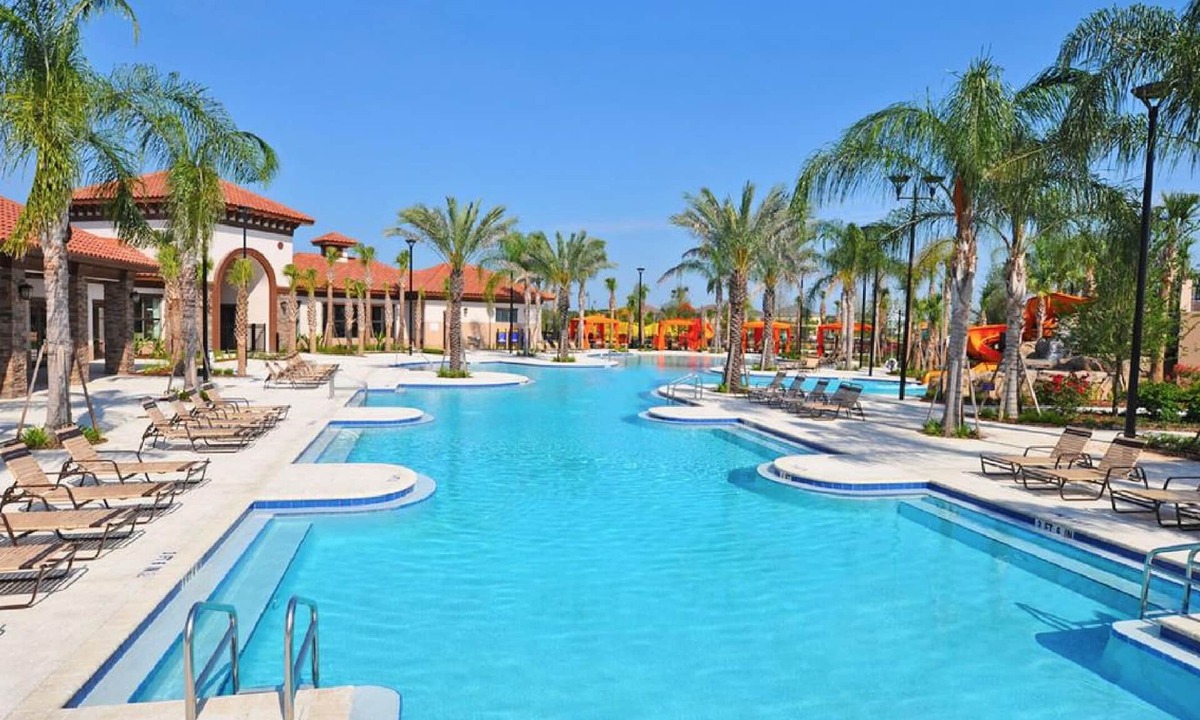 Loughman House | 5Star Resort/Contactless Checkin/Mins to Parks/WaterPark/Arcade/Bar/Gym/AC/WiFi
