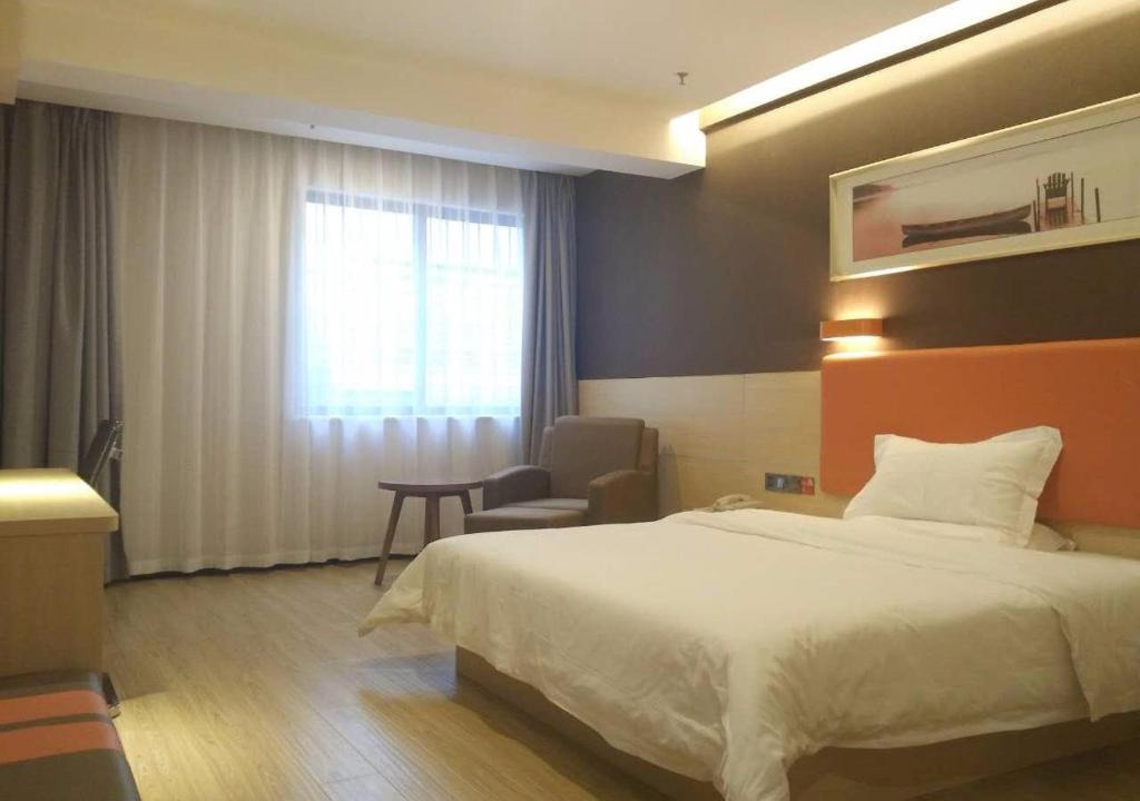 Xincheng Hotel | 7Days Premium Xi'an Railway Station Central Plaza Airport Bus Branch