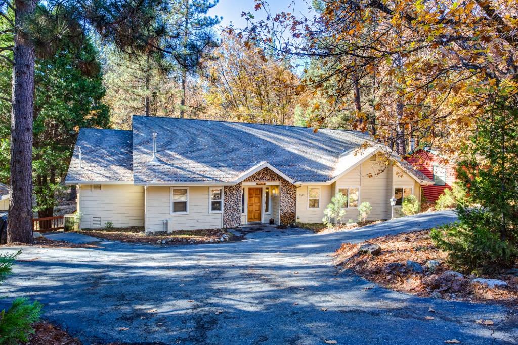 North Wawona Ski Chalet | 7N Millers Landing