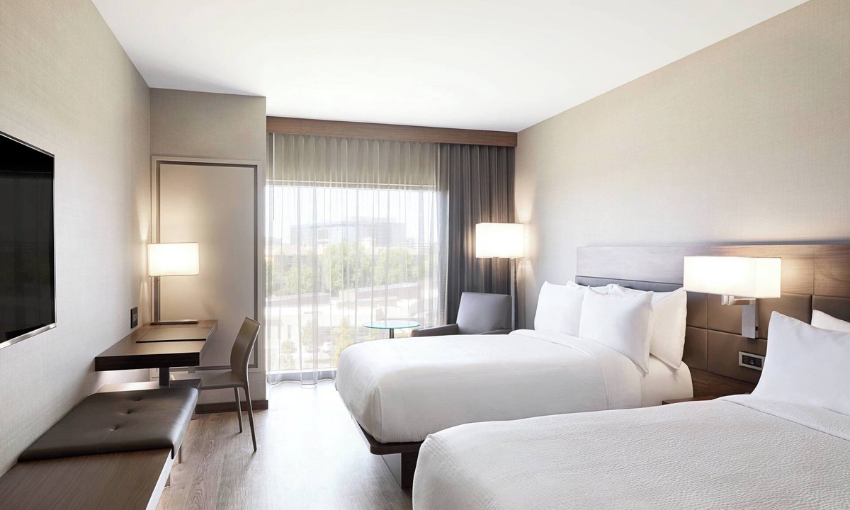 Airport Area Hotel | AC Hotel Irvine