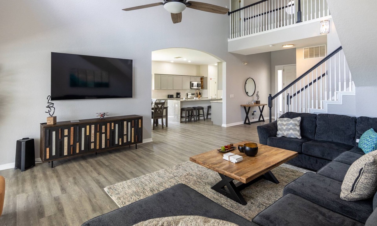 West Haven House | Amazing Family House 6-bedroom/Pool/Spa/Game Room/Large Patio/Wi-Fi free