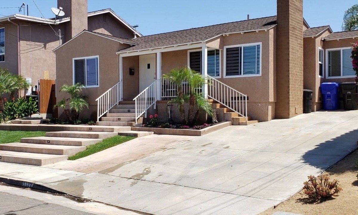 Morena House | Amazing Location in San Diego Mission Bay Heights