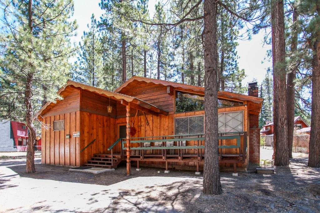Fox Farm House | Avalon Hide Out-1336 by Big Bear Vacations