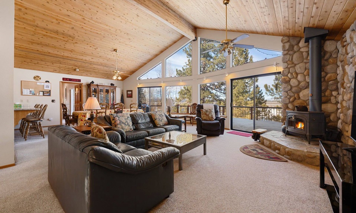 Truckee Cabin | Bear's Landing at Northstar - Adventure-Ready Tahoe Retreat with Game Room