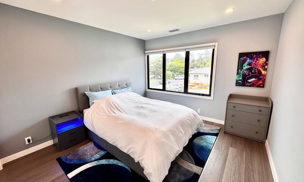 Westlake House | Beautiful 3-bedroom house with AC in charming Daly City
