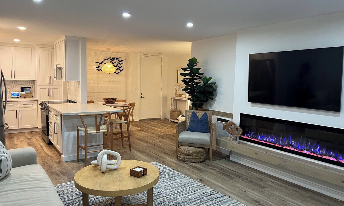 Rancho Palos Verdes Condo | Beautiful condo near the beach, sleeps 4, 30 day min. stay required 2 bed 2 bath