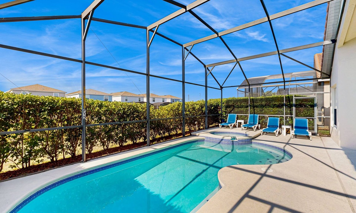 Tuscan Hills House | Beautiful home with private pool and space for the whole family