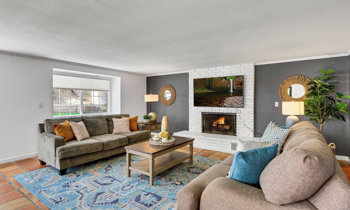 Canyon Country House | Beautiful Santa Clarita Oasis