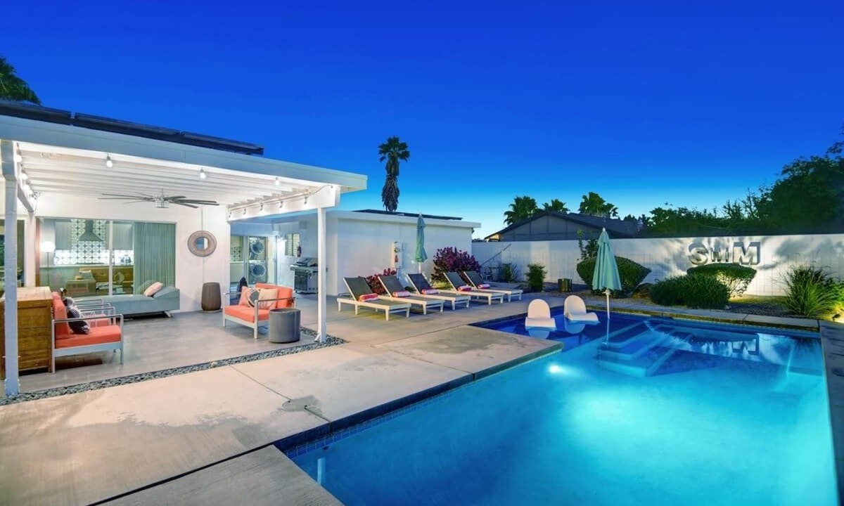 Desert Park Estates House | Biskra by AvantStay | Classic Palm Springs Getaway W/Outdoor Living & Pool!