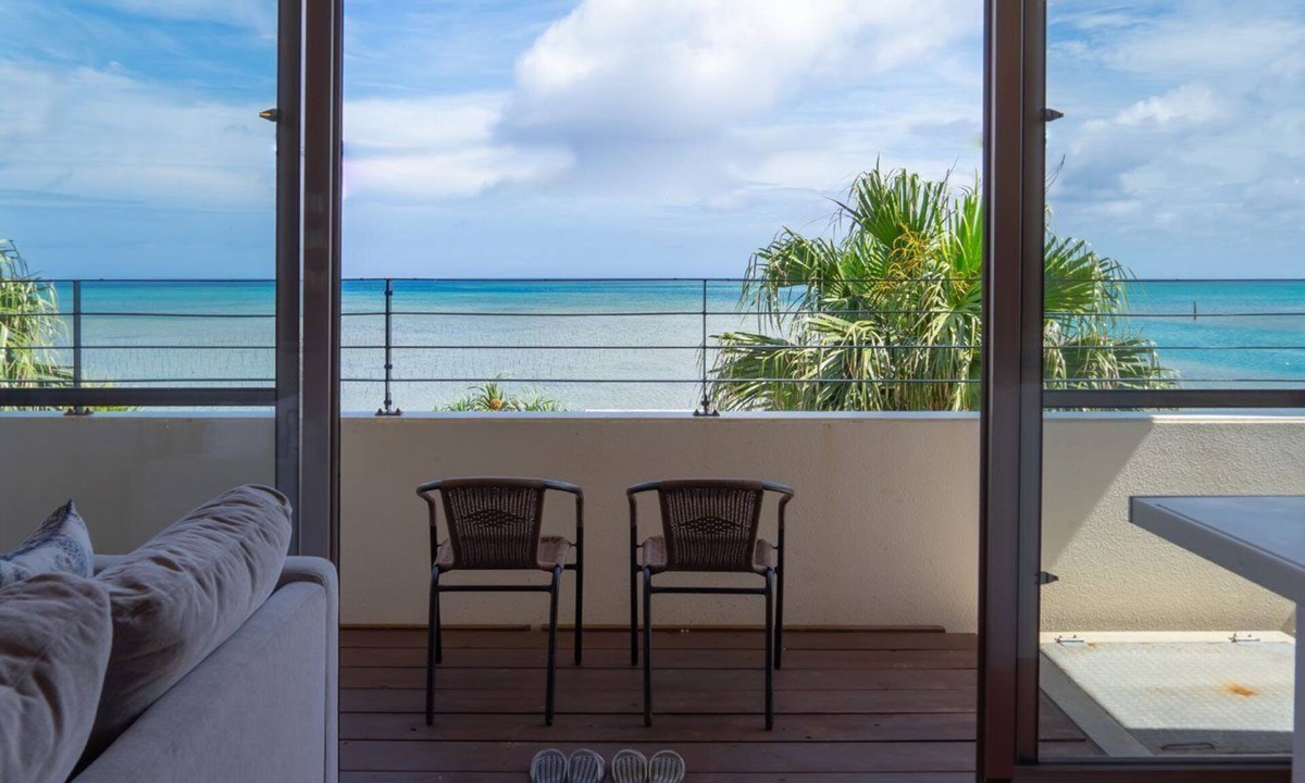 Kadena-cho House | BLUE POINT OKINAWA
