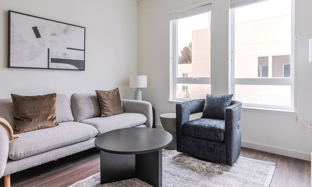Old San Leandro Apartment | Blueground | Old San Leandro, fitness center, nr San Leandro Park
