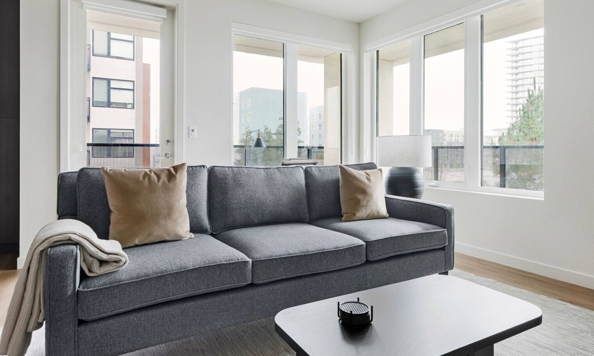 Santa Clara Apartment | Blueground | Santa Clara, pool, nr Central Park