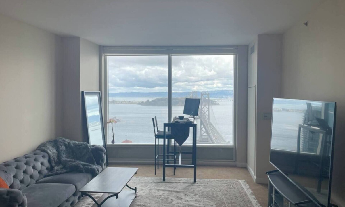 South Beach Apartment | Breathtaking 1BR Apartment with Stunning Bay Views