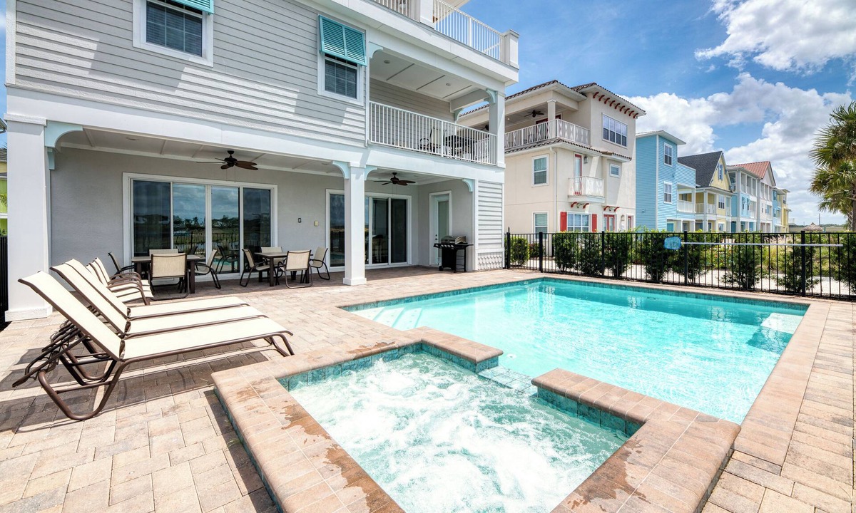 West Kissimmee Cottage | Brilliant Cottage near Disney with Private Pool & Margaritaville Resort &.