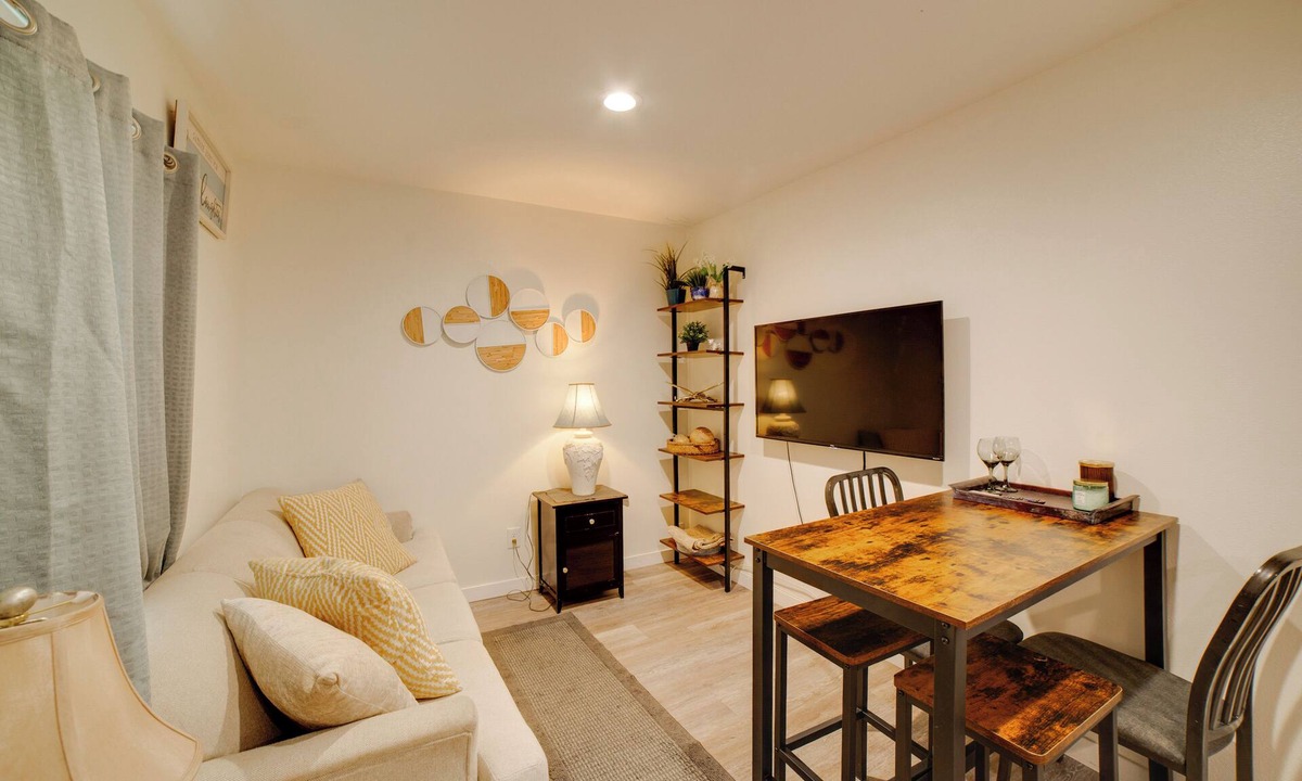 Riverside House | Bring Your Pets! Convenient Home in Riverside