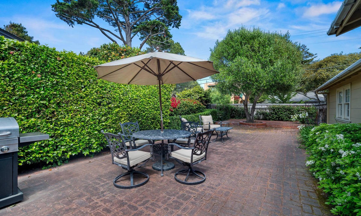 Carmel Point House | Carmelo del Sol - Carmel Home - Three blocks from the beach!