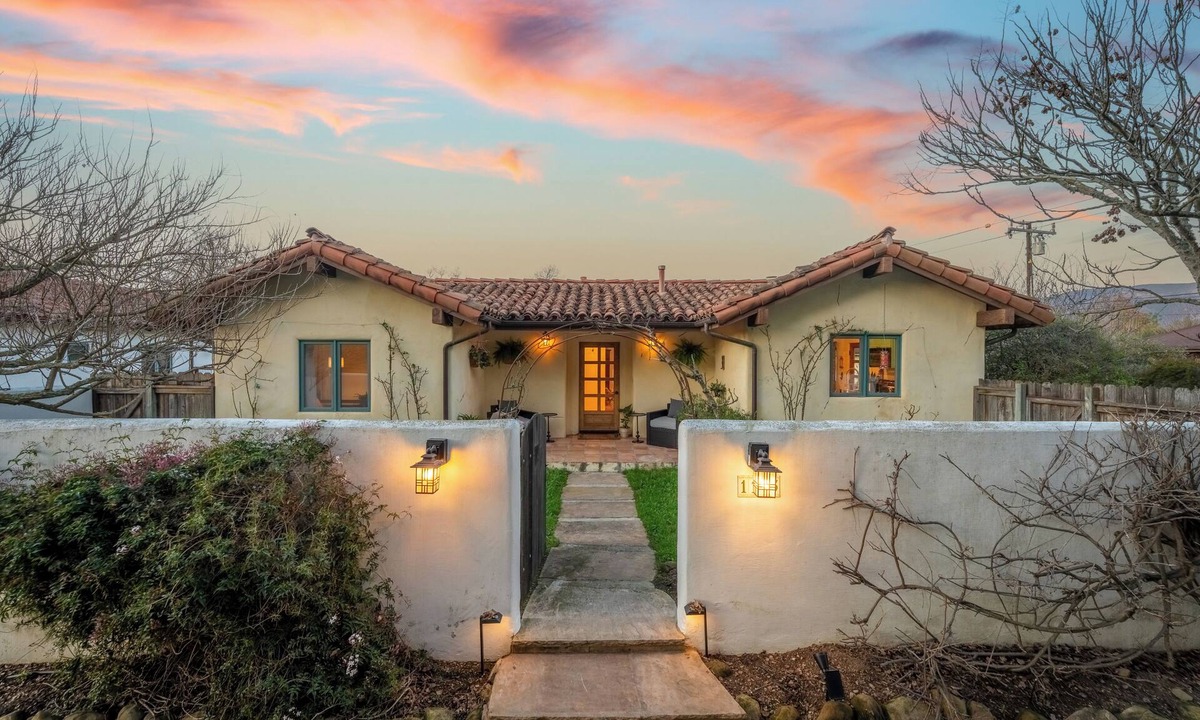 Santa Barbara House | Casa de Isabelle | The Chosen Collection