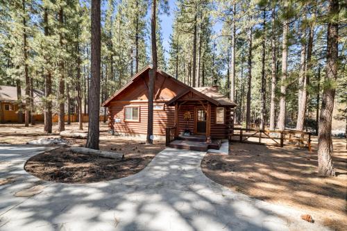 Fox Farm House | Catalina Creekside Cabin - Log home with wood burning fireplace for an immersive mountain getaway!