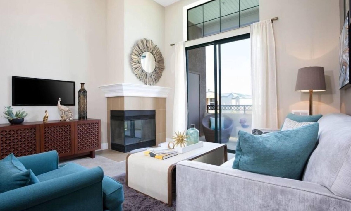 East San Mateo Condo | Charming 2BR Stay at Bridgepointe with Pool