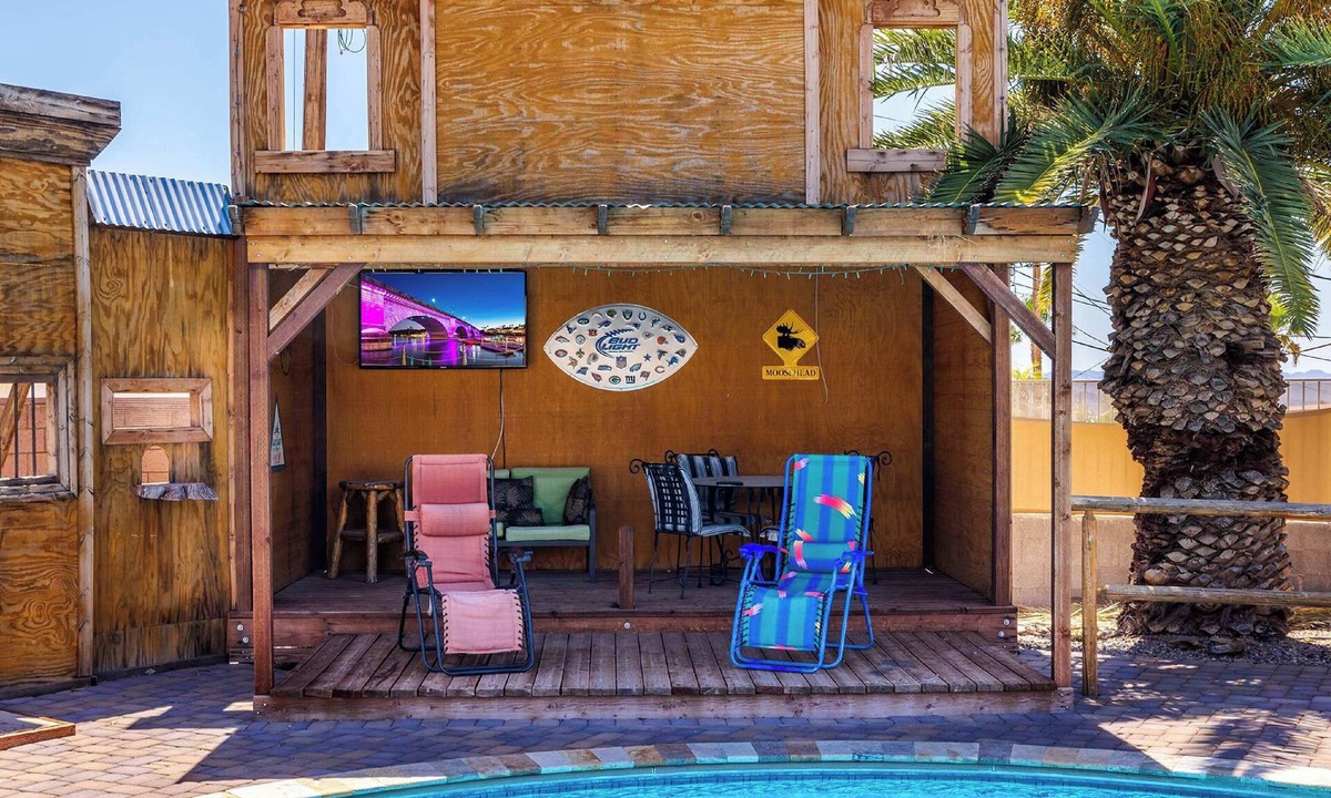 Havasu Foothill Estates House | Charming 4-bedroom house with AC and pool in Marvelous Lake Havasu City.