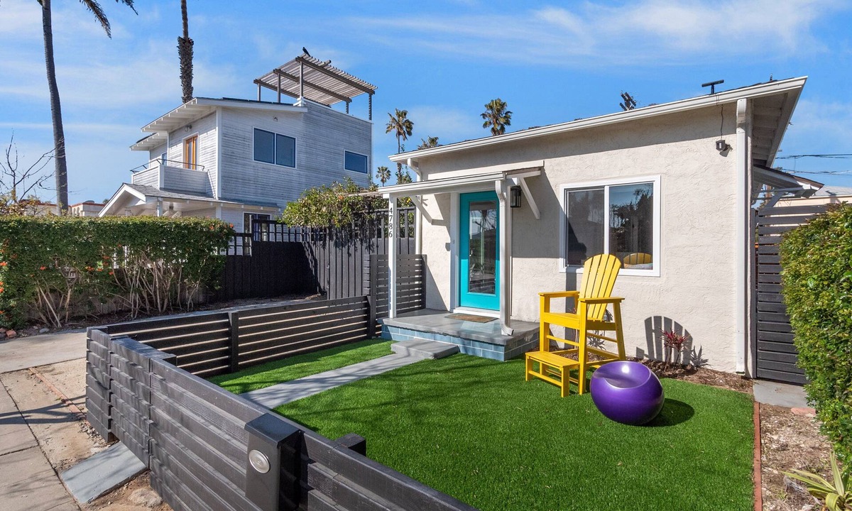 Ocean Beach House | Charming Pet-Friendly OB Bungalow w/Fire Pit, Patio & Walk to Beach