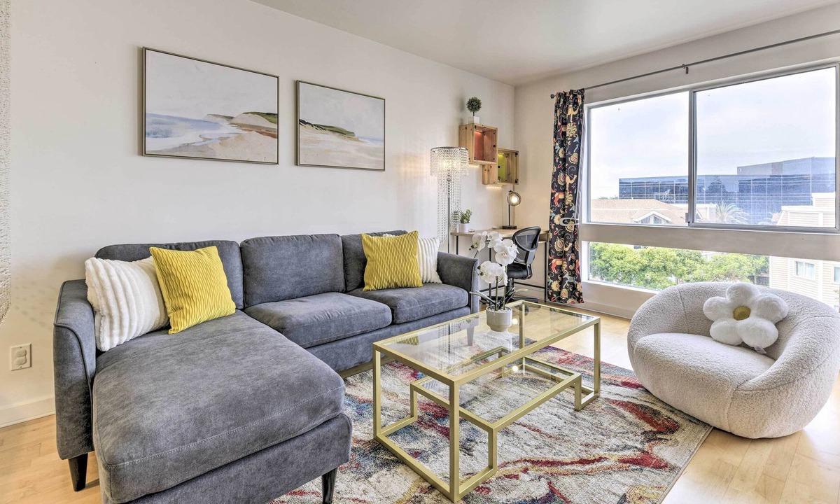 Emeryville Condo | Cheerful Emeryville Condo ~ 10 Mi to San Fran