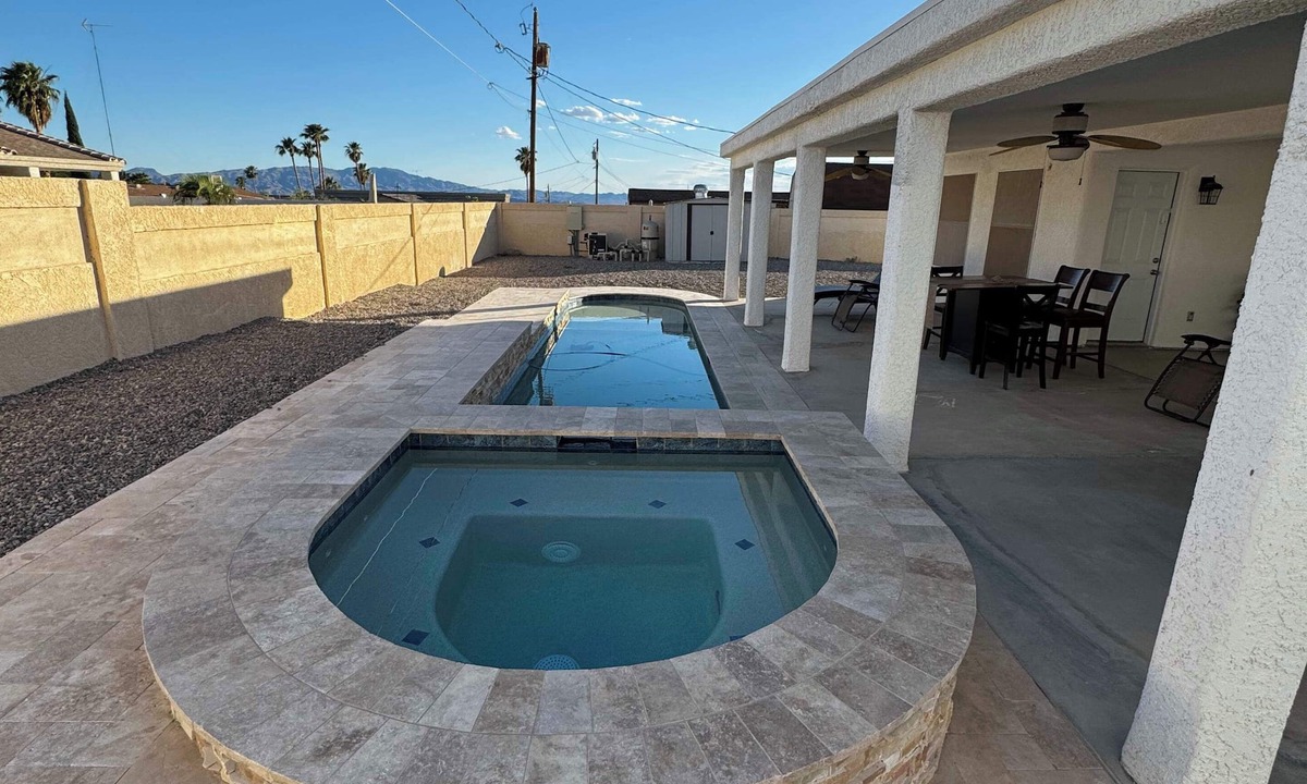 Havasu Foothill Estates House | Chippy, Saltwater Pool & Hot tub