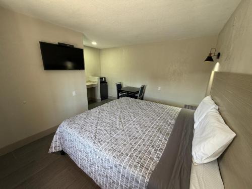 Los Angeles Hotel | Colony Motel