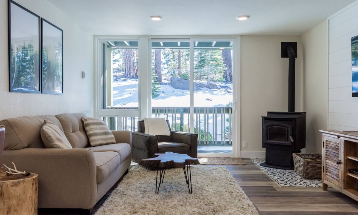 Mammoth Lakes Condo | Condo with Mountain Views! Walking Distance to the Village!
