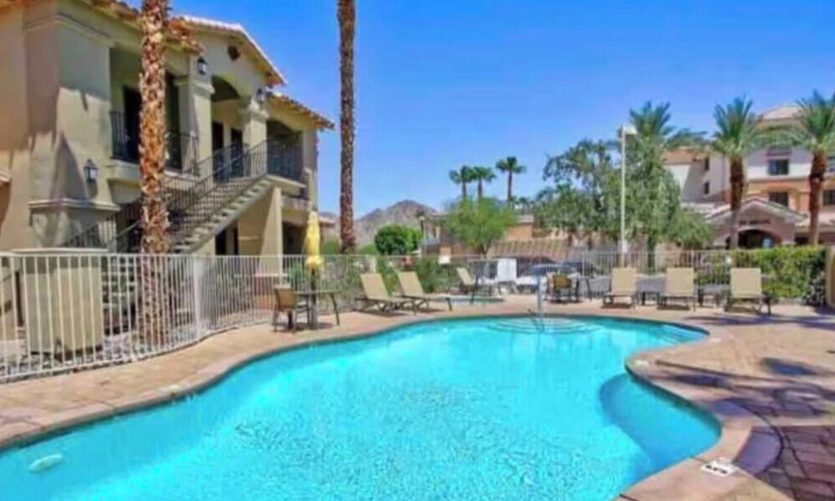 La Quinta Apartment | Desert Oasis Walk to Old Town La Quinta Pool Pets OK
