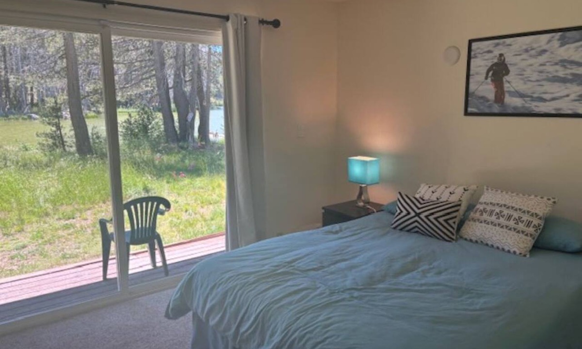 Norden Condo | Donner Summit Mountain Retreat/Walk to Boreal Ski Lodge or Boreal Lake
