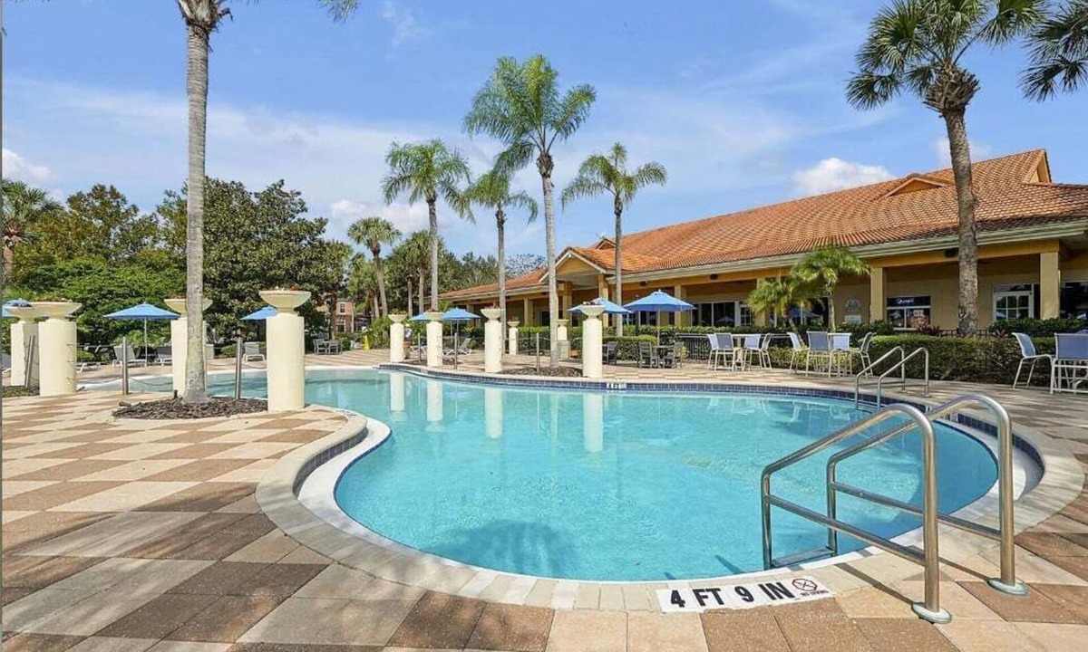 Sunset Lakes House | Encantada Resort | 10 minutes to Disney w/Pool