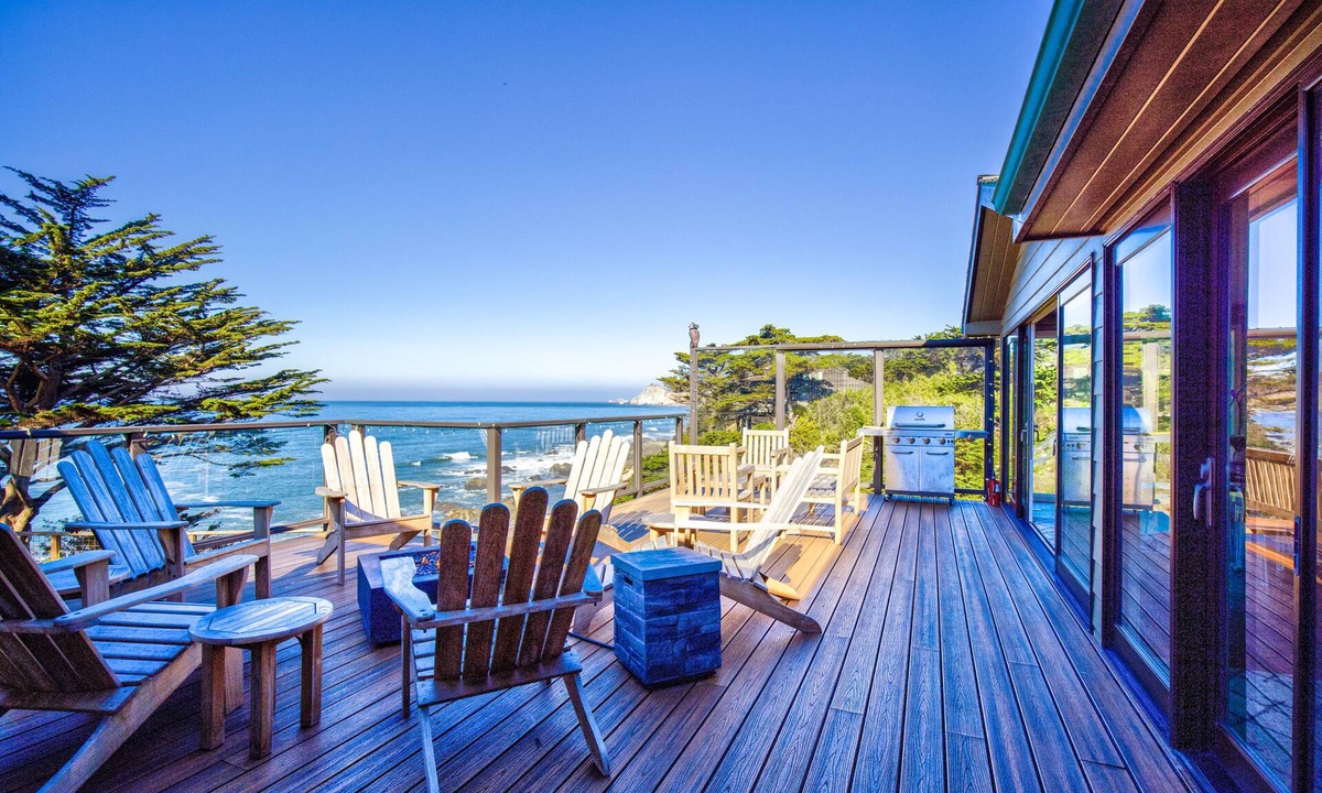 Montara House | Enjoy Spectacular Ocean Views On the Pacific Coast Bluffs in a Luxury Home