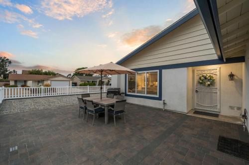 Mira Mesa House | Entire Private Home with King Bed, Gated Yard, Parking, Ranch, 4 Bedrooms 3 Bathrooms, Available Now